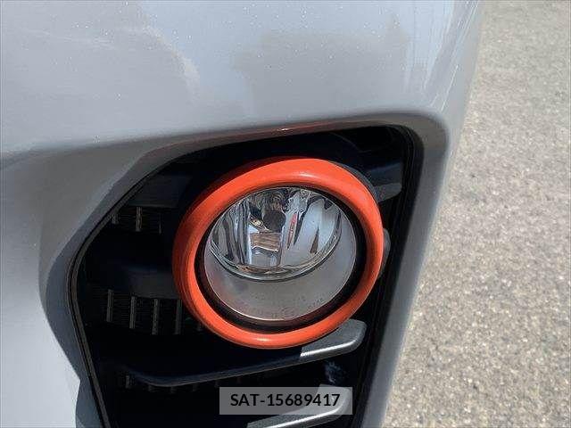 Nissan NV350 Caravan 2021-03 8209356-24