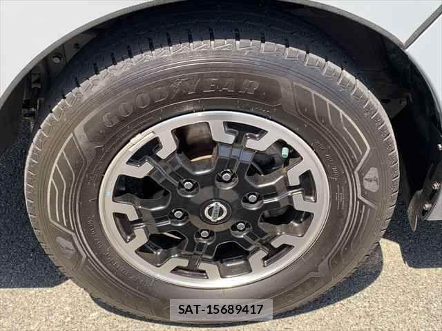 Nissan NV350 Caravan 2021-03 8209356-29