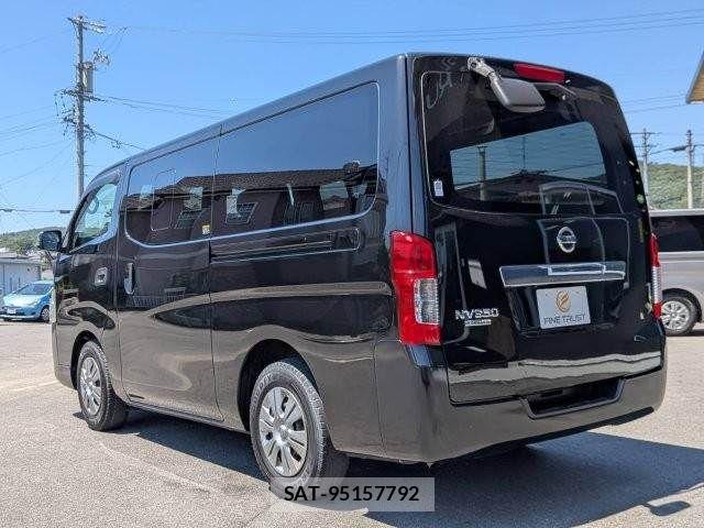 Nissan NV350 Caravan 2019-05 8209365-18