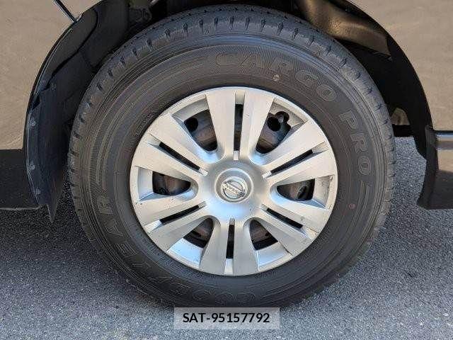 Nissan NV350 Caravan 2019-05 8209365-24