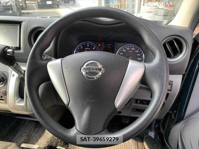 Nissan NV350 Caravan 2016-07 8209357-10