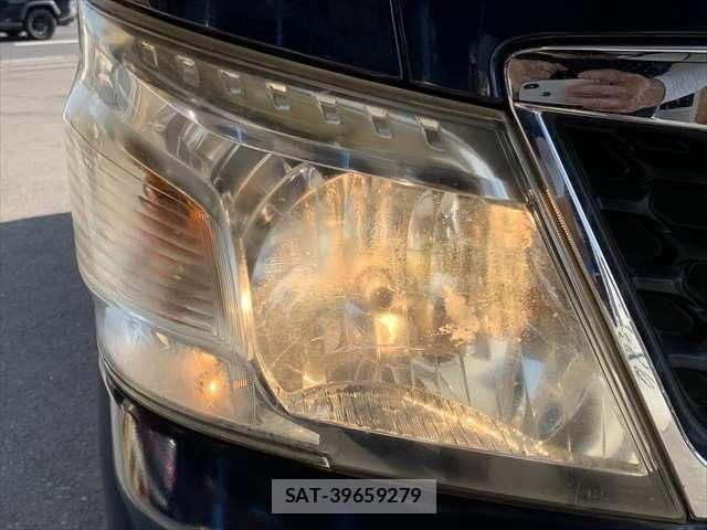 Nissan NV350 Caravan 2016-07 8209357-11