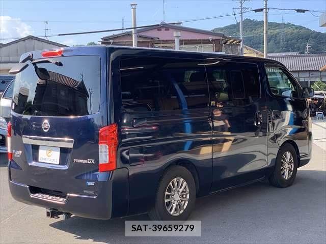 Nissan NV350 Caravan 2016-07 8209357-17