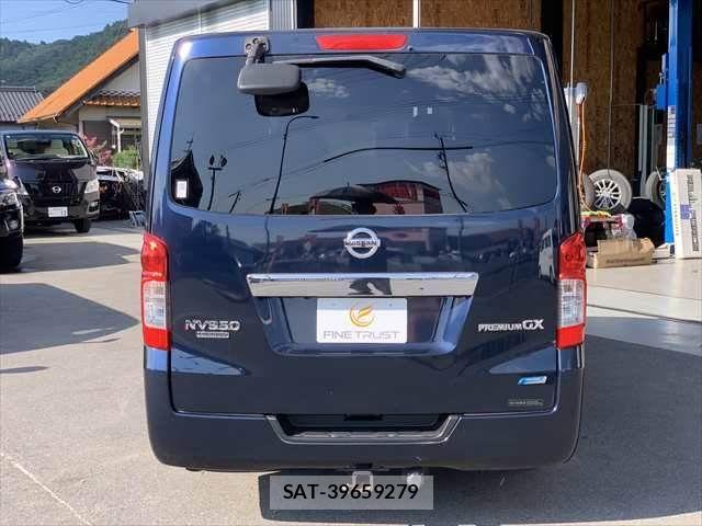 Nissan NV350 Caravan 2016-07 8209357-18