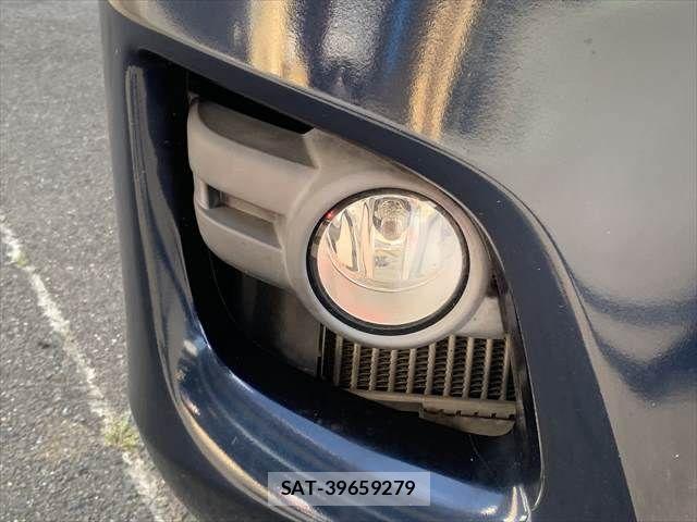 Nissan NV350 Caravan 2016-07 8209357-22