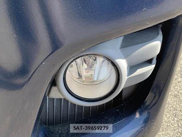 Nissan NV350 Caravan 2016-07 8209357-23