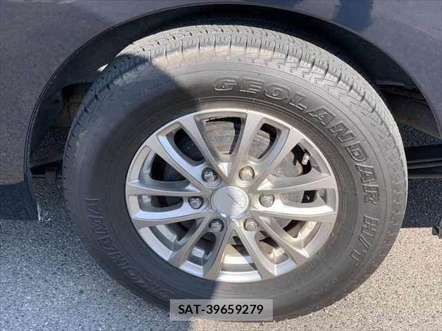 Nissan NV350 Caravan 2016-07 8209357-27