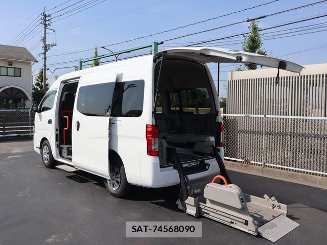 Nissan NV350 Caravan 2018-09 8209354-19
