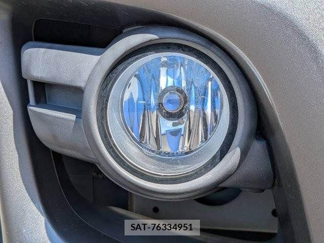 Nissan NV350 Caravan 2013-08 8209360-22