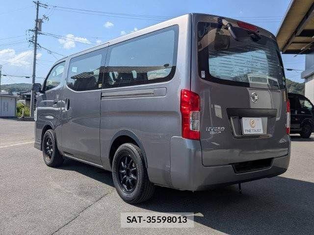 Nissan NV350 Caravan 2017-07 8209366-21