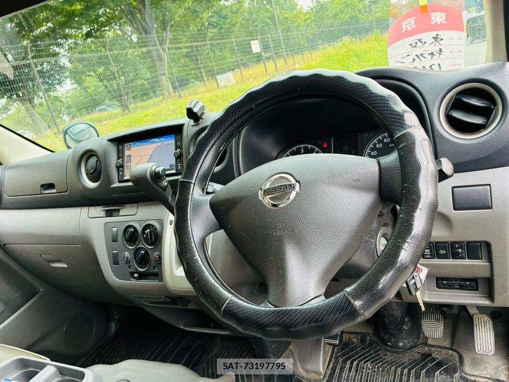 Nissan NV350 Caravan 2020-11 8107909-14