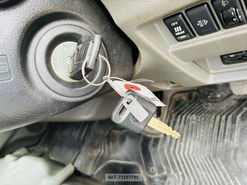 Nissan NV350 Caravan 2020-11 8107909-16