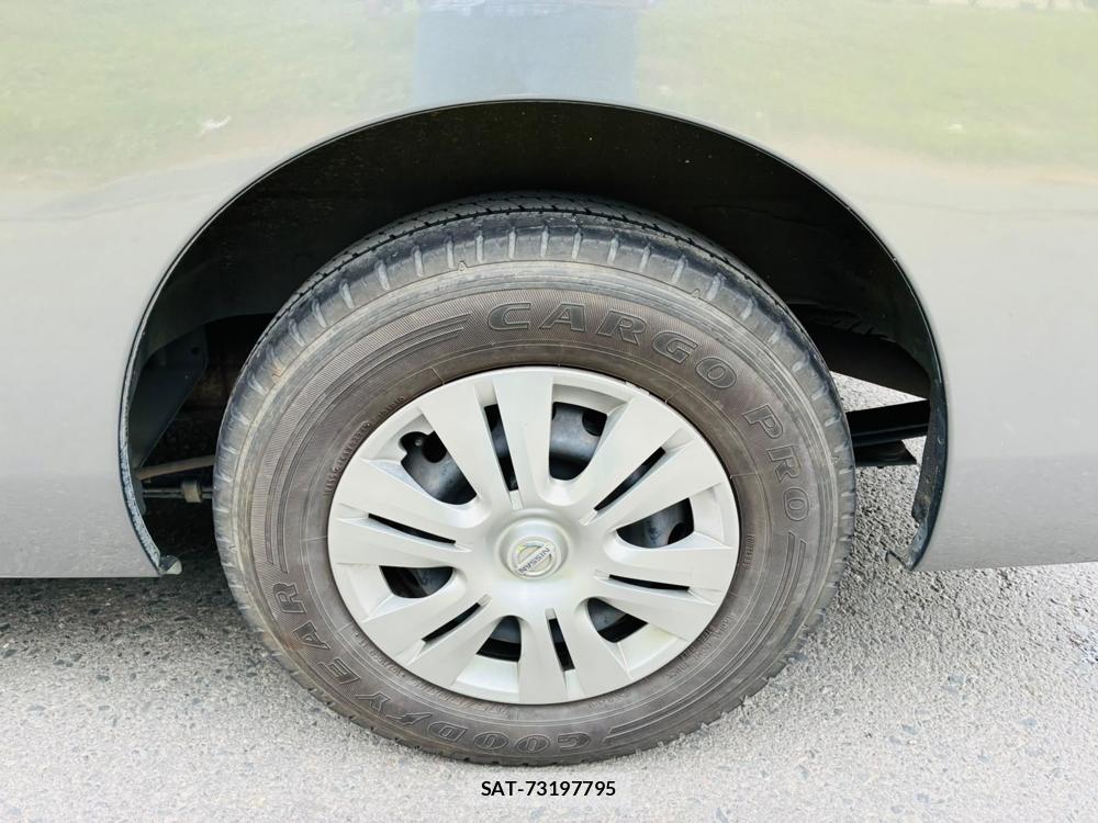 Nissan NV350 Caravan 2020-11 8107909-30