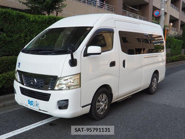 Nissan NV350 Caravan 2013-04 8231171-15