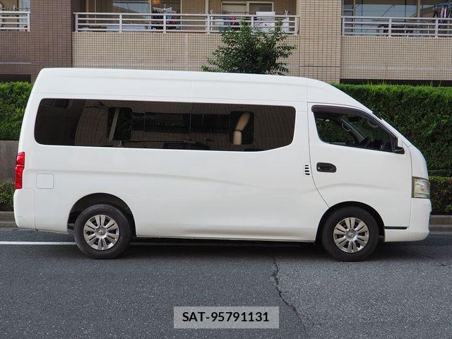 Nissan NV350 Caravan 2013-04 8231171-20
