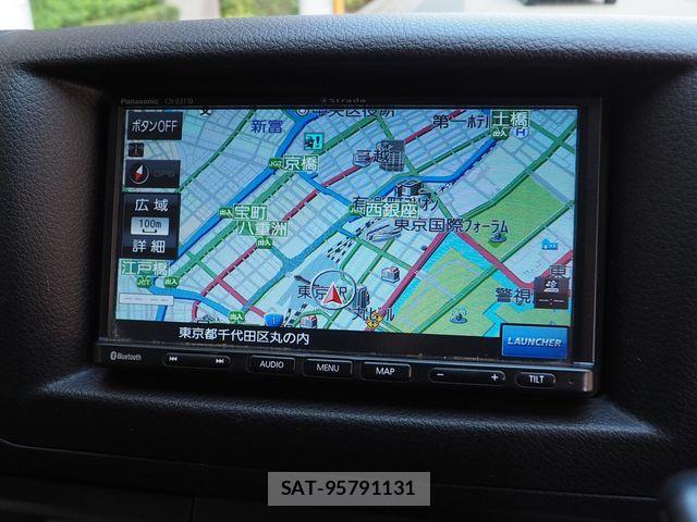 Nissan NV350 Caravan 2013-04 8231171-3