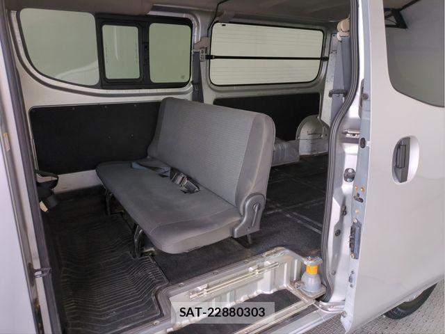 Nissan NV350 Caravan 2012-07 8246245-4