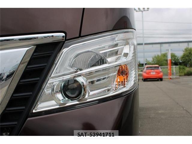 Nissan NV350 Caravan 2021-06 8246242-10