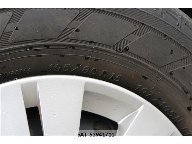 Nissan NV350 Caravan 2021-06 8246242-27