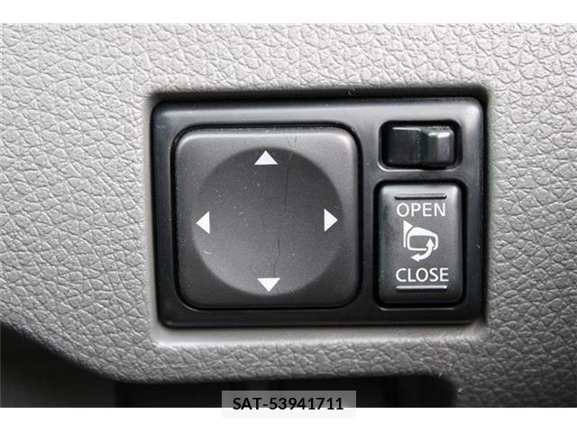 Nissan NV350 Caravan 2021-06 8246242-5