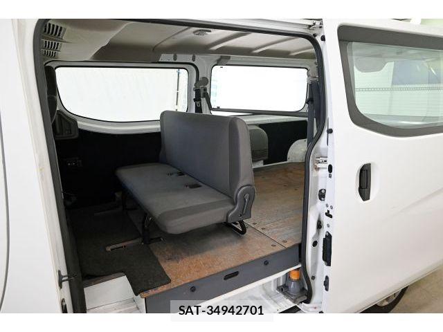 Nissan NV350 Caravan 2019-03 8246244-9