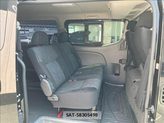 Nissan NV350 Caravan 2020-03 8246238-11
