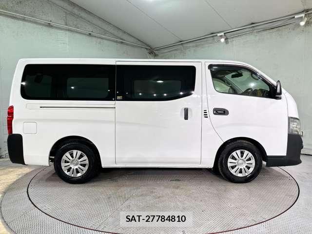 Nissan NV350 Caravan 2021-05 8246243-3
