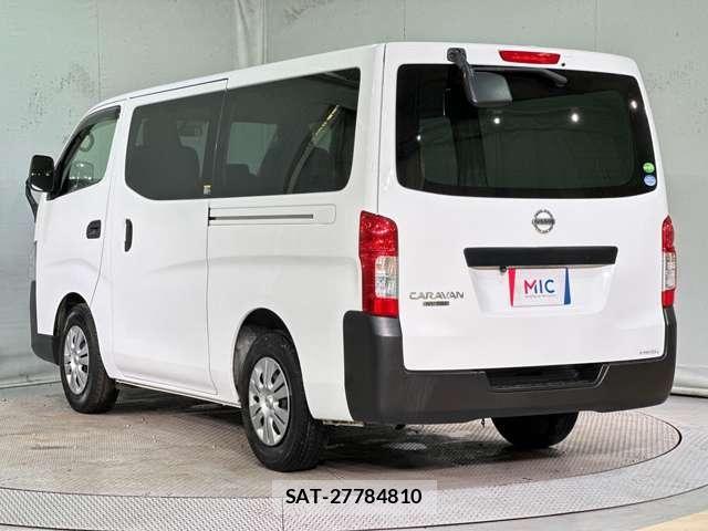 Nissan NV350 Caravan 2021-05 8246243-6