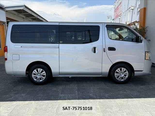 Nissan NV350 Caravan 2017-09 8316179-11