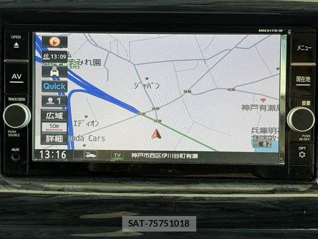 Nissan NV350 Caravan 2017-09 8316179-2