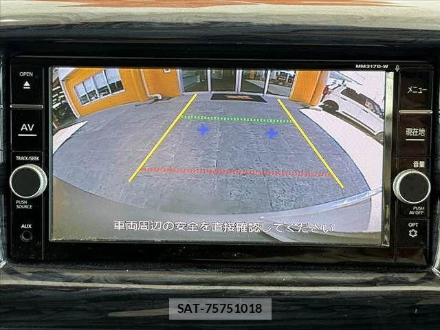 Nissan NV350 Caravan 2017-09 8316179-3