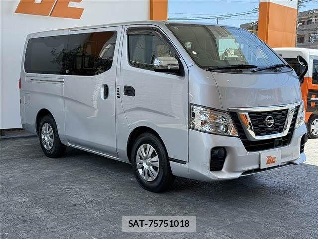 Nissan NV350 Caravan 2017-09 8316179-7