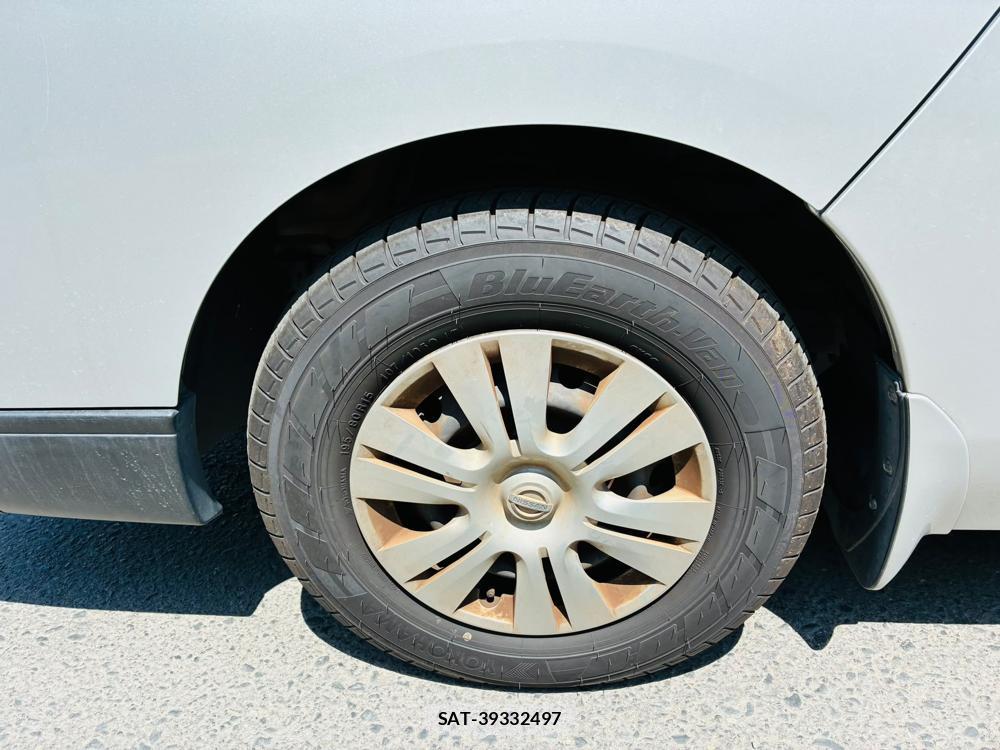 Nissan NV350 Caravan 2020-04 8107911-29
