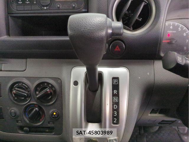 Nissan NV350 Caravan 2020-05 8316181-10