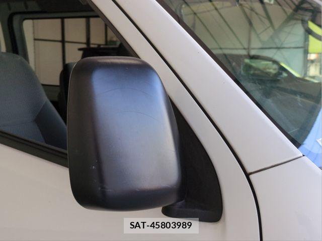 Nissan NV350 Caravan 2020-05 8316181-22