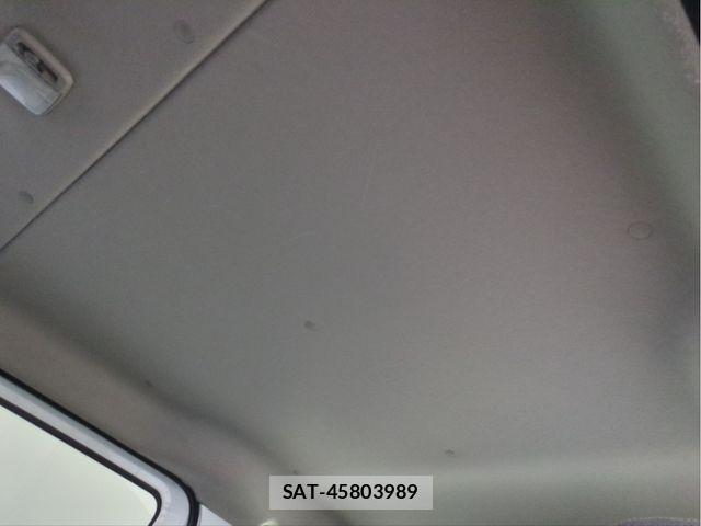 Nissan NV350 Caravan 2020-05 8316181-4
