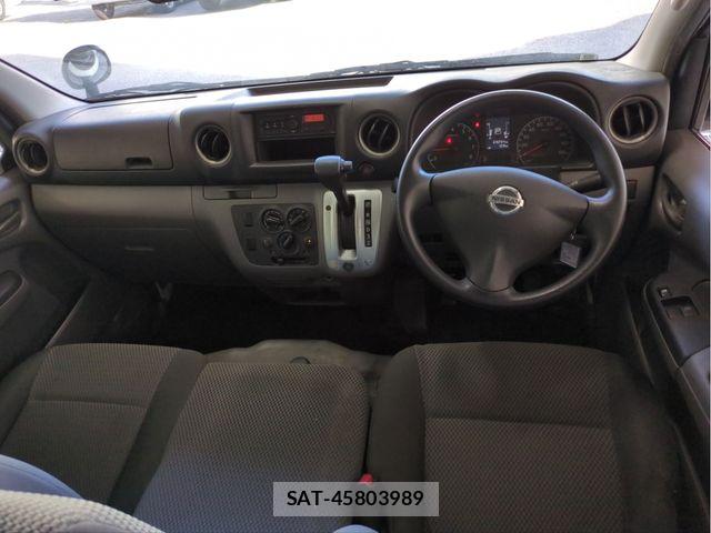 Nissan NV350 Caravan 2020-05 8316181-7