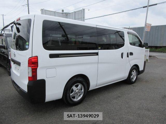 Nissan NV350 Caravan 2016-11 8316180-7