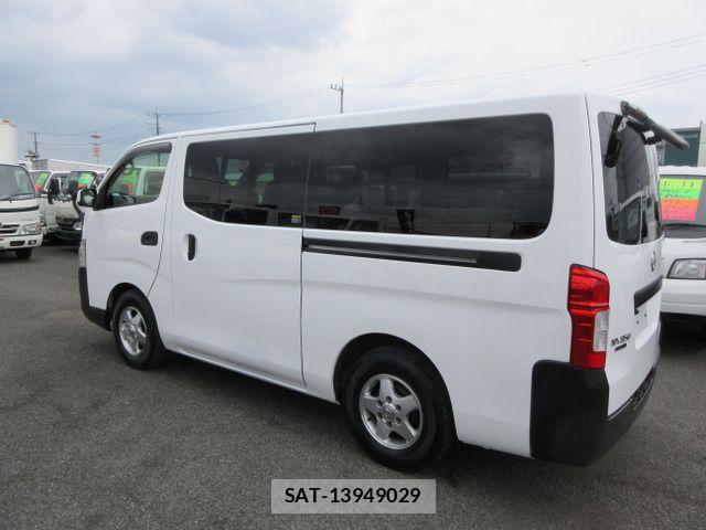 Nissan NV350 Caravan 2016-11 8316180-8