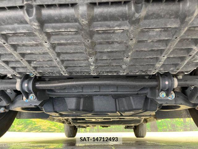 Nissan NV350 Caravan 2023-08 8316174-18