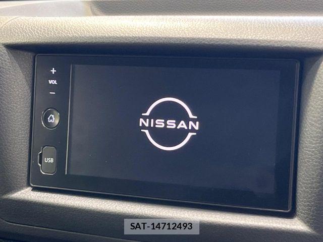 Nissan NV350 Caravan 2023-08 8316174-3