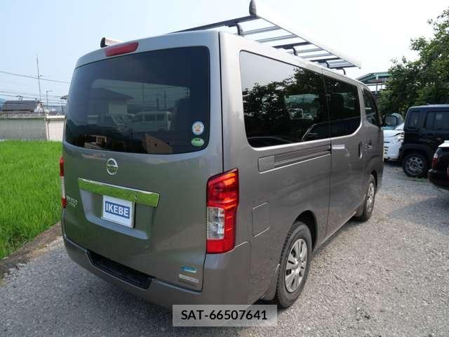 Nissan NV350 Caravan 2014-05 8316182-4
