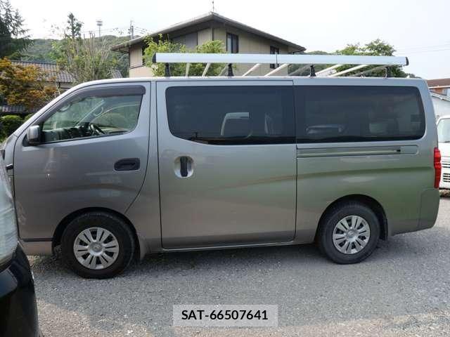 Nissan NV350 Caravan 2014-05 8316182-6
