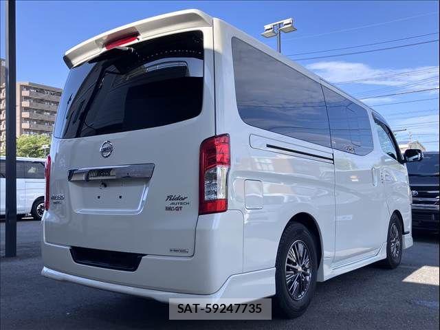 Nissan NV350 Caravan 2018-05 8316176-14