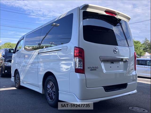 Nissan NV350 Caravan 2018-05 8316176-15