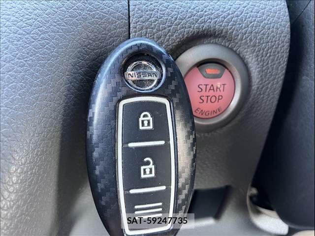 Nissan NV350 Caravan 2018-05 8316176-16