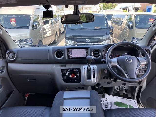 Nissan NV350 Caravan 2018-05 8316176-3