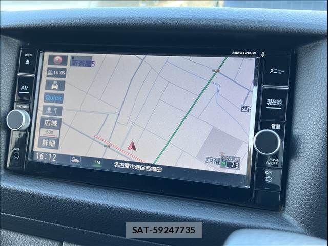 Nissan NV350 Caravan 2018-05 8316176-4