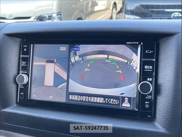 Nissan NV350 Caravan 2018-05 8316176-5