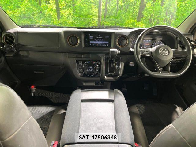 Nissan NV350 Caravan 2021-10 8316177-1